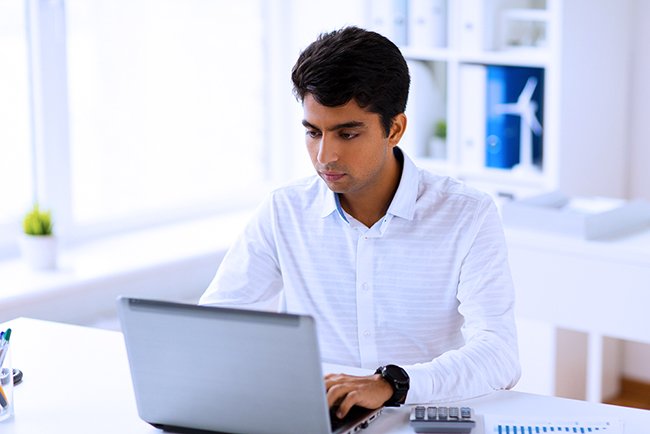 Reasons To Outsource Data Entry Service When & Where?